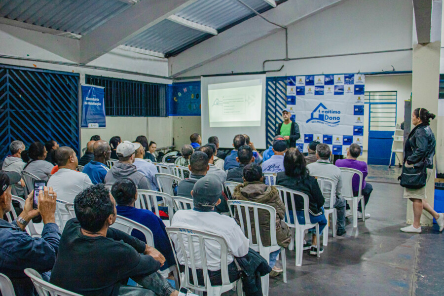 prefeitura-realiza-regularizacao-fundiaria-de-tres-regioes-da-cidade-pelo-programa-legitimo-dono