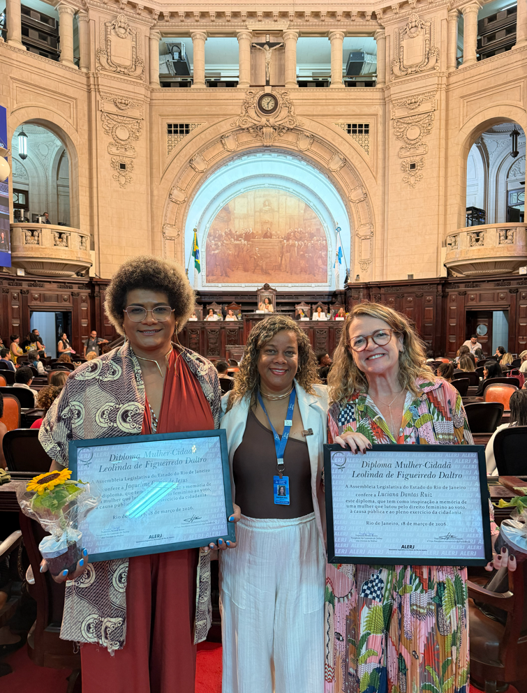 mulheres-da-psicologia-sao-reconhecidas-com-o-diploma-mulher-cidada-da-alerj